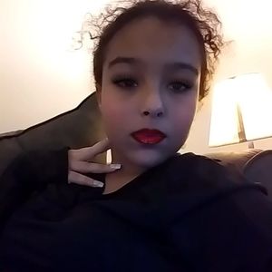 Meet your Posher, Hailey